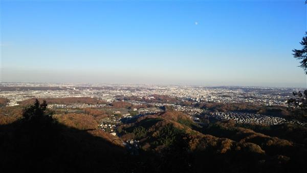 東京を一望の場所、高尾山付近